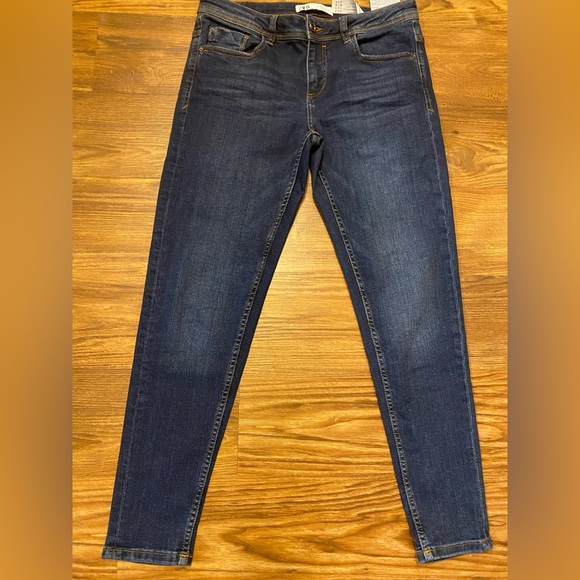 Zara Denim - Zara Skinny Jeans size 8